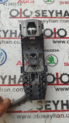5N0837885H seat leon 17-20 ön sol kapı dış açma kolu braketi