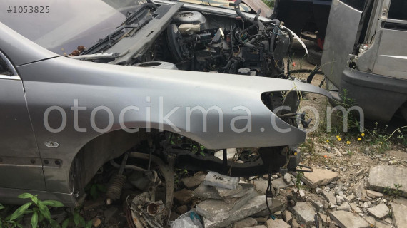 peugeot 607 çıkma sağ çamurluk