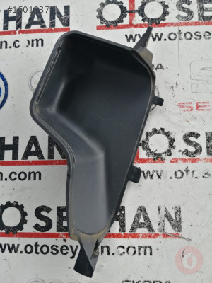 58849-12020 corolla 2008 orta konsol sol eşya gözü ceplik