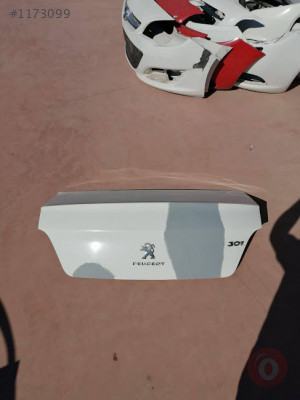 PEUGEOT 301 ARKA BAGAJ SEFALILAR OTO CIKMA