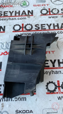bmw 5 serisi E60 E61 göğüs bardaklık yuvası