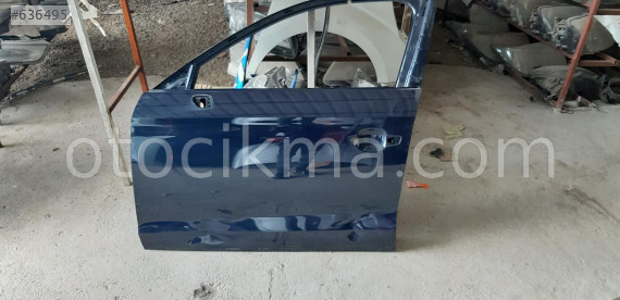 Audi A3 2017 model az kusurlu sol ön kapı