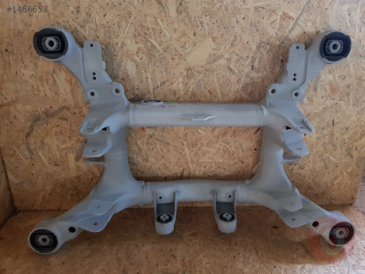 BMW 7 F01 ARKA ALT ÇERÇEVE TRAVERS 6775888 6775887