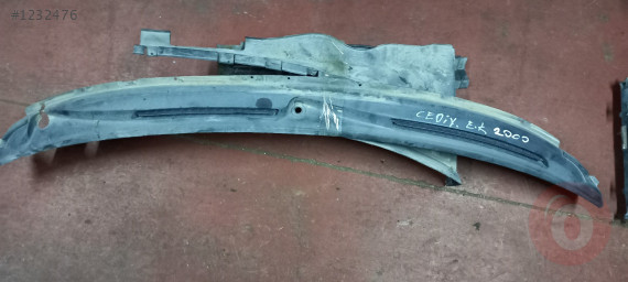 VOLKSWAGEN CADDY 2000 ÖN CAM IZGARASI