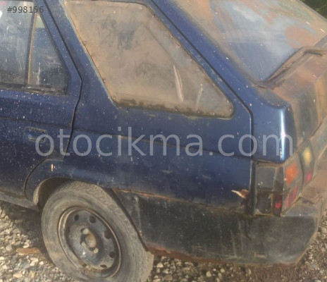 skoda forman 1.3 çıkma sol arka çamurluk