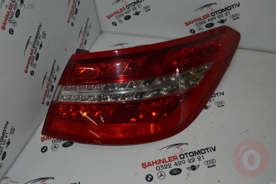 MERCEDES E SERİSİ C207 STOP SAĞ STOP A2078200264