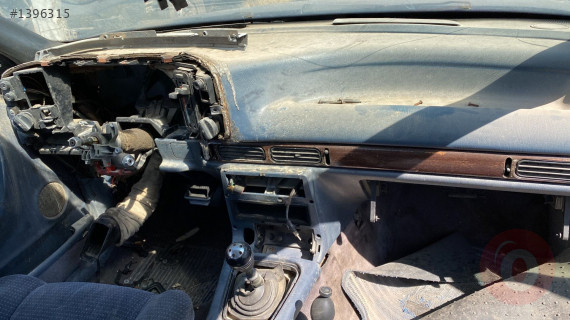 FORD SCORPİO GÖĞÜS 1994 MODEL ORİJİNAL ÇIKMA