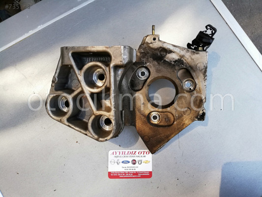 RENAULT TRAFİC 1.9 DCİ MOTOR KULAĞI 205689 255708