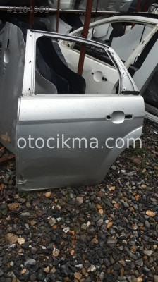 FORD FOCUS SOL ARKA KAPI GRİ ORİJİNAL ÇIKMA 2009-11