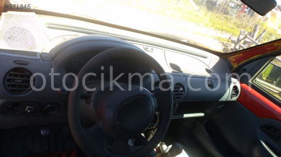 2003 model renault kangoo 1.9 çıkma göğüslük torpido