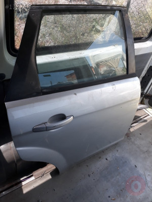 Fort focus sag arka kapi dolu 2 buçuk kasa