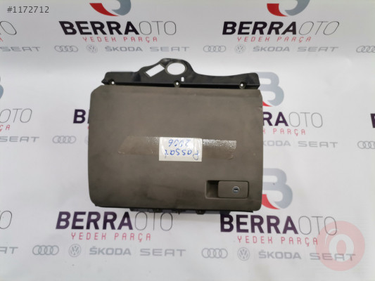 VOLKSAWGEN PASSAT TORPİDO KAPAĞI 3C1857114