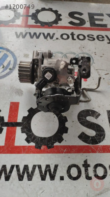 167007358R renault 1.5 dci mazot pompası
