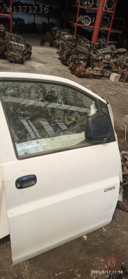 Hyundai Starex Çıkma Sağ Ön Kapı OTO İRFAN