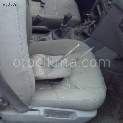1996  VOLVO S-40 KOMPLE ORİJİNAL KOLTUK BAŞLIKLARI.