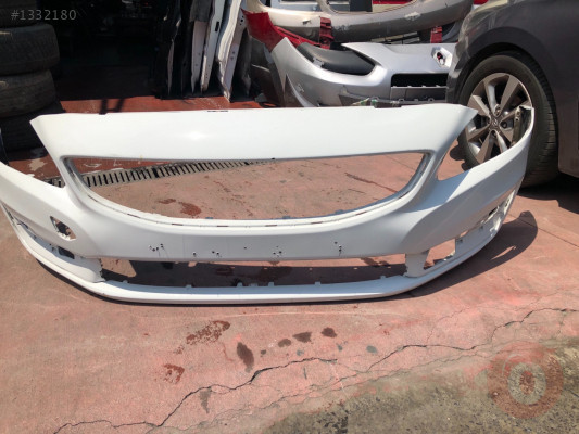 Volvo s60 ön tampon çıkma orjinal