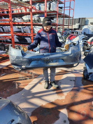 RENAULT CLİO 3 HB  ARKA TAMPON SEFALILAR OTO CIKMA