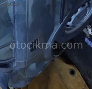 1992 TOYOTA COROLLA ORİJİNAL SAĞ ARKA KAPI KOLU.