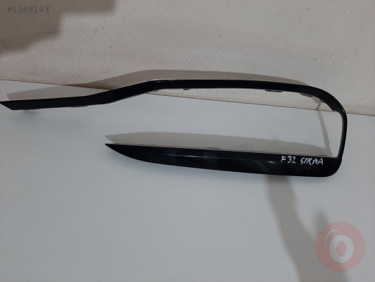 BMW F32 ÖN TAMPON FAR BRAKETİ ÇIKMA