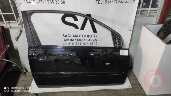 FORD FİESTA ÇIKMA  TEK KAPI SAĞ ÖN KAPI SİYAH