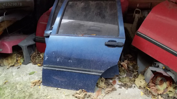 Renault R9 sol arka kapı çıkma yedek parça Mısırcıoğlu oto