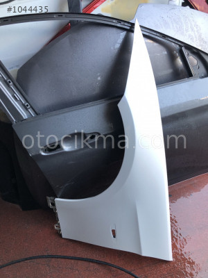 Bmw e92 sol ön çamurluk ORJİNAL çıkma