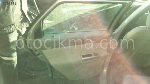 ÇIKMA 2005 VOLVO V50 KAPI DÖŞEMESİ.
