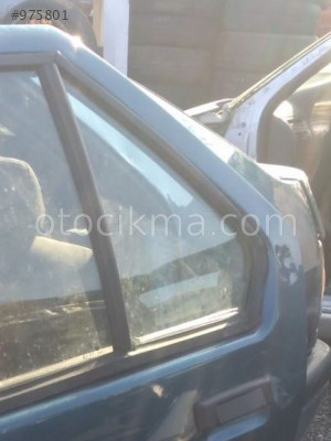 1996 renault 19 europa 1.6 hb çıkma sol arka kelebek camı