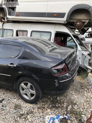 Pejo 407 çıkma bağaj kapağı