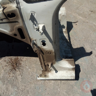 VW Golf 7.5 çıkma sol ön kapı menteşesi