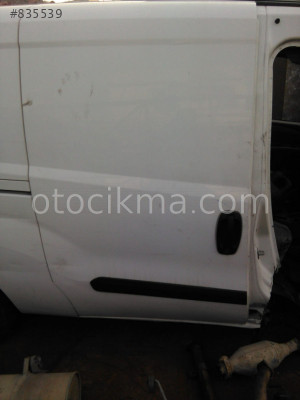FİAT DOBLO SAĞ ARKA SÜRGÜLÜ KAPI 2010 MODEL