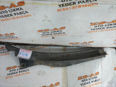 Oto Çıkma Parça / Hyundai / Starex / Oto Cam / Ön Cam Izgarası / Çıkma Parça 