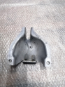 Oto Çıkma Parça / Audi / A5 / Motor / Takozu & Kulağı / Çıkma Parça 