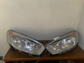 Oto Çıkma Parça / Ford / Tourneo Courier / Far & Stop / Sol Ön Far / Çıkma Parça 