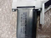 Oto Çıkma Parça / Volkswagen / Touareg / Oto Cam / Cam Motoru / Sıfır Parça 