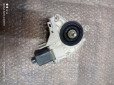 Oto Çıkma Parça / Volkswagen / Golf / Oto Cam / Cam Motoru / Sıfır Parça 