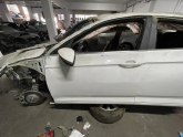 Oto Çıkma Parça / Volkswagen / Passat / Kaporta & Karoser / Sol Ön Kapı / Çıkma Parça 