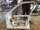 Oto Çıkma Parça / Ford / Escort / Kaporta & Karoser / Sağ Ön Kapı / Çıkma Parça 