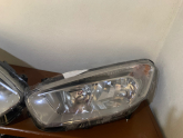 Oto Çıkma Parça / Ford / Tourneo Courier / Far & Stop / Sol Ön Far / Çıkma Parça 