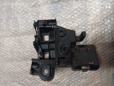 Oto Çıkma Parça / Volkswagen / Touareg / Tampon / Tampon Braketi / Sıfır Parça 