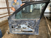 Oto Çıkma Parça / Bmw / 3 Serisi / Kaporta & Karoser / Sağ Ön Kapı / Çıkma Parça 
