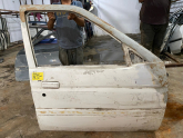 Oto Çıkma Parça / Ford / Escort / Kaporta & Karoser / Sağ Ön Kapı / Çıkma Parça 