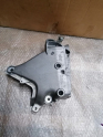 Oto Çıkma Parça / Volkswagen / Passat / Motor / Takozu & Kulağı / Çıkma Parça 