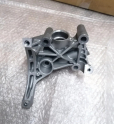 Oto Çıkma Parça / Audi / A6 / Motor / Takozu & Kulağı / Çıkma Parça 