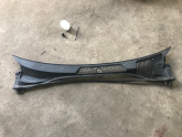 Oto Çıkma Parça / Toyota / Avensis / Oto Cam / Ön Cam Izgarası / Çıkma Parça 