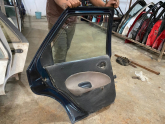 Oto Çıkma Parça / Ford / Escort / Oto Cam / Kapı Camları / Çıkma Parça 