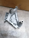 Oto Çıkma Parça / Volkswagen / Passat / Motor / Takozu & Kulağı / Çıkma Parça 