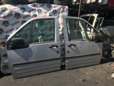 Oto Çıkma Parça / Ford / Transit Connect / Kaporta & Karoser / Sağ Ön Kapı / Çıkma Parça 