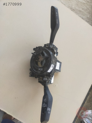 AUDİ A3 SARGILI SİNYAL KOLU 8V0953521KH