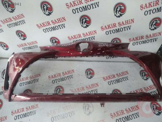 TOYOTA YARİS ÖN TAMPON ÇIKMA PARÇA